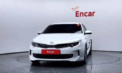 Kia K5 2016, 215262 км, за 4594.98 USD
