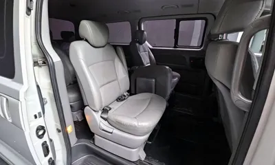 Hyundai Starex 2015, 104944 км, за 5949.24 USD - фото 12