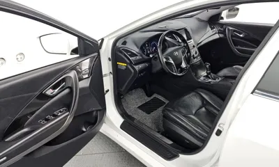 Hyundai Grandeur 2016, 201434 км, за 2980.13 USD - фото 10