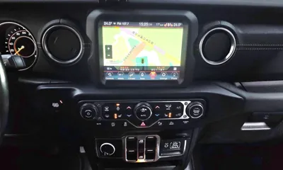 Jeep Wrangler 2021, 68563 км, за 25322.29 USD - фото 14
