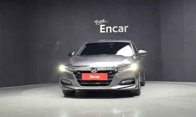 Honda Accord 2018, 186378 км, за 7807.51 USD