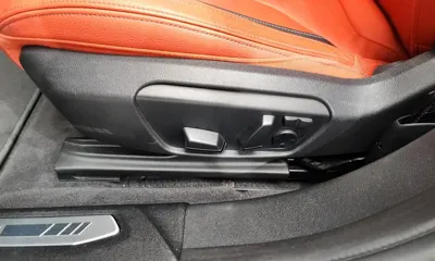 BMW 1-Series 2022, 47968 км, за 19830.79 USD - фото 31