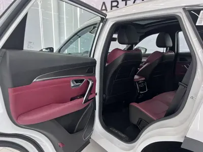 Jetour X70 Plus 2023, 15000 км, за 14684.82 USD - фото 13
