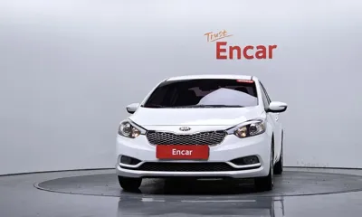 Kia K3 2013, 104794 км, за 3807.27 USD
