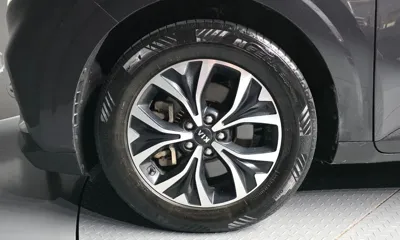 Kia Canival 2021, 149086 км, за 11388.94 USD