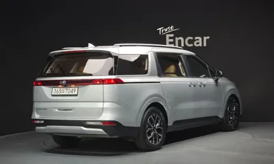 Kia Canival 2021, 49479 км, за 14647.92 USD