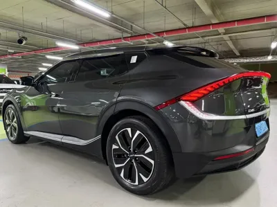 Kia EV6 2022, 242770 км, за 11750.03 USD