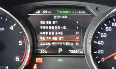 Kia Canival 2019, 72964 км, за 15622.95 USD - фото 32