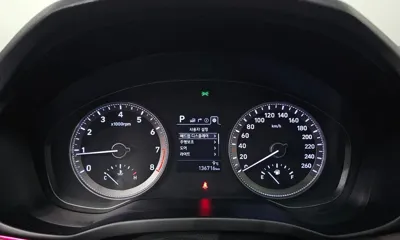 Hyundai Grandeur 2017, 136716 км, за 8589.36 USD - фото 8
