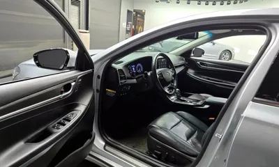 Hyundai Grandeur 2017, 90853 км, за 9381.11 USD - фото 10