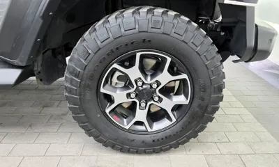 Jeep Wrangler 2023, 26677 км, за 34370.83 USD