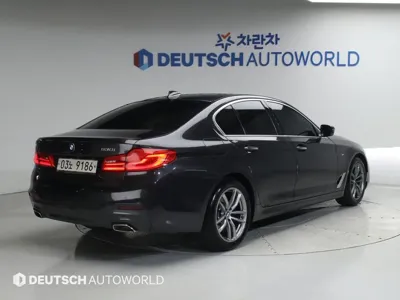 BMW 5-Series 2018, 94012 км, за 14047.53 USD