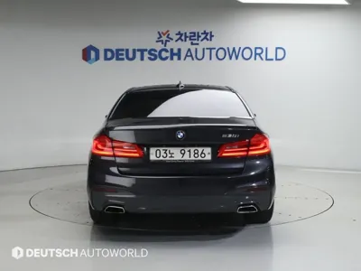 BMW 5-Series 2018, 94012 км, за 14047.53 USD