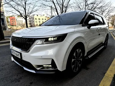 Kia Canival · 2023 год