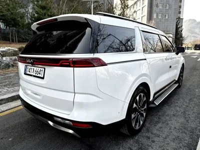 Kia Canival 2023, 102134 км, за 20822.33 USD