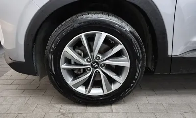 Hyundai Santafe 2019, 71531 км, за 10901.88 USD