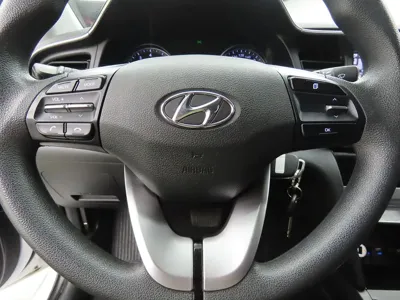 Hyundai Avante 2019, 109622 км, за 6078.62 USD - фото 11