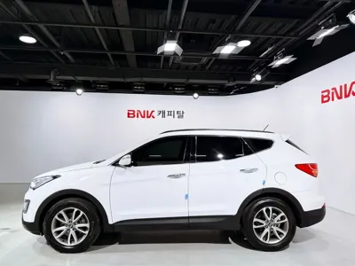 Hyundai Santafe 2014, 155080 км, за 4879.01 USD