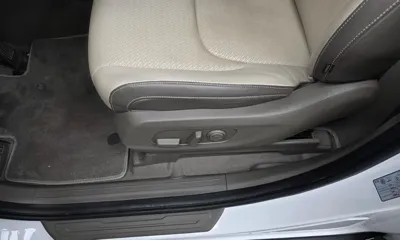 Kia Canival 2023, 78858 км, за 19478.84 USD - фото 31