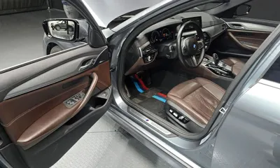 BMW 5-Series 2019, 56313 км, за 21407.33 USD - фото 10
