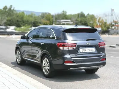 Kia Sorento 2016, 112539 км, за 9641.7 USD