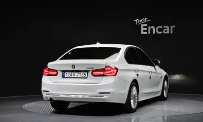 BMW 3-Series 2017, 122547 км, за 9393.06 USD