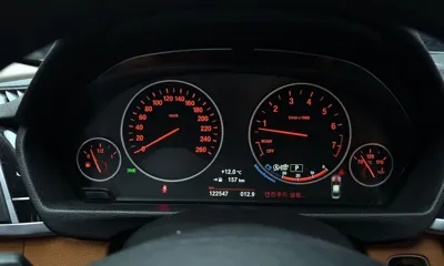 BMW 3-Series 2017, 122547 км, за 9393.06 USD - фото 8