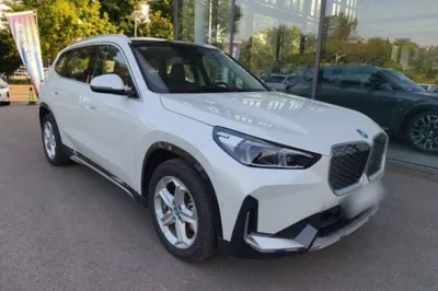 BMW iX1 2025, 7800 км, за 24665 USD