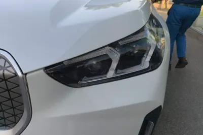 BMW iX1 2025, 7800 км, за 24665 USD - фото 8