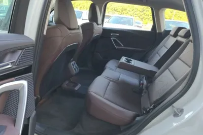 BMW iX1 2025, 7800 км, за 24665 USD - фото 20