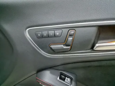 Mercedes-Benz CLA-Class 2015, 111000 км, за 6446.57 USD - фото 20