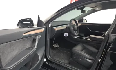 Tesla Model Y 2024, 24576 км, за 27887.92 USD - фото 10