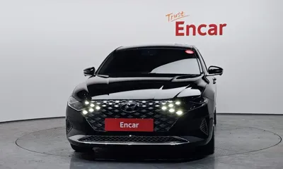 Hyundai Grandeur 2020, 100809 км, за 16459.56 USD
