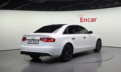 Audi A4 2015, 149876 км, за 3633.96 USD