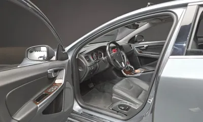 Volvo S60 2018, 124825 км, за 5579.62 USD - фото 10