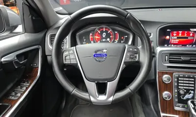Volvo S60 2018, 124825 км, за 5579.62 USD - фото 13