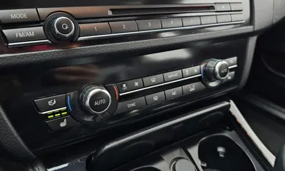 BMW 5-Series 2016, 72631 км, за 12143.89 USD - фото 31