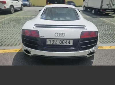Audi R8 2010, 196771 км, за 26250.49 USD