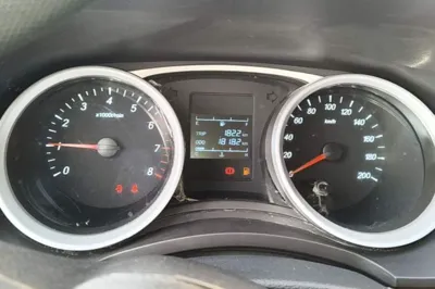 Wuling Hongguang 2021, 18100 км, за 7975 USD - фото 14