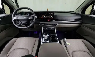 Kia Canival 2025, 5380 км, за 23202.03 USD - фото 7