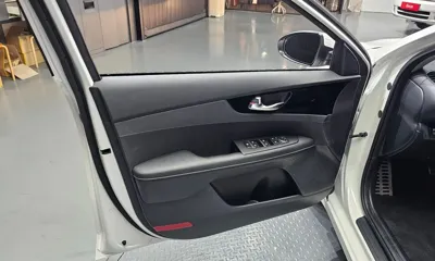 Kia K3 2024, 30958 км, за 12573.3 USD - фото 25