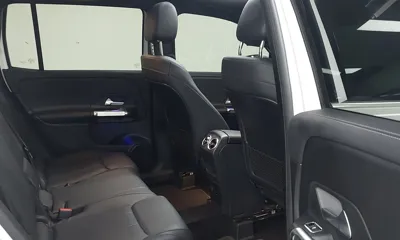 Mercedes-Benz GLB-Class 2021, 62070 км, за 20752.03 USD - фото 10