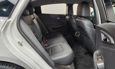 ChevroletGMDaewoo Malibu 2019, 122622 км, за 5785.61 USD - фото 11