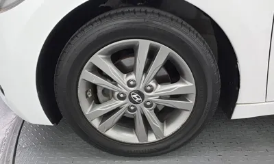 Hyundai Avante 2017, 124188 км, за 5382.7 USD