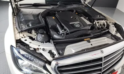 Mercedes-Benz C-Class 2018, 88937 км, за 12997.24 USD - фото 6
