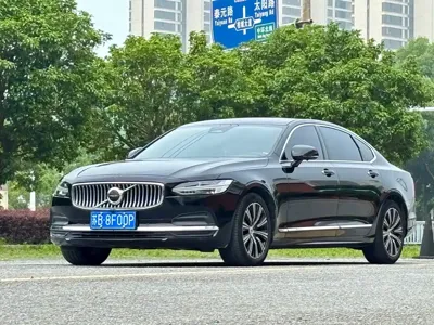 Volvo S90 2021, 77200 км, за 20541.71 USD