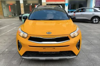 Kia kx1 Stonic 2021, 60100 км, за 8627 USD
