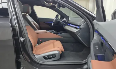 BMW 5-Series 2025, 15183 км, за 56321.39 USD - фото 26