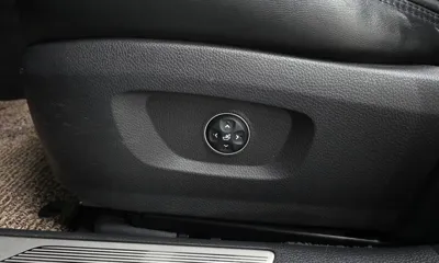 Hyundai Equus 2013, 121321 км, за 8467.9 USD - фото 29