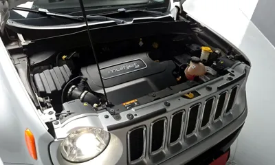 Jeep Renegade 2015, 84294 км, за 5594.59 USD - фото 6